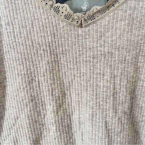 Millstrand Co. Light Brown Sylvie Lace Plush Lining Tank Camisole - Picture 6 of 9